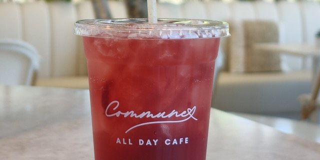Strawberry Acai Refresher
