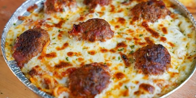 Spaghetti & Meatballs