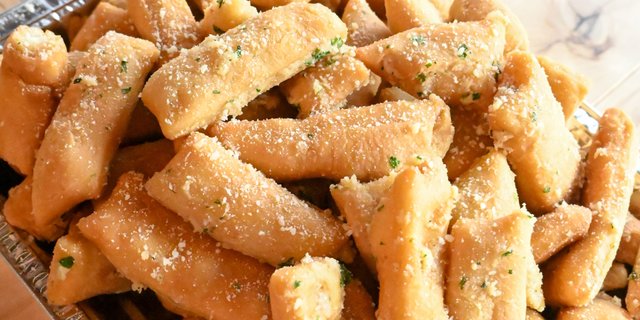 Breadsticks