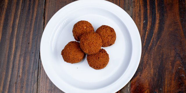 Crispy Falafel Balls (5 Pieces)