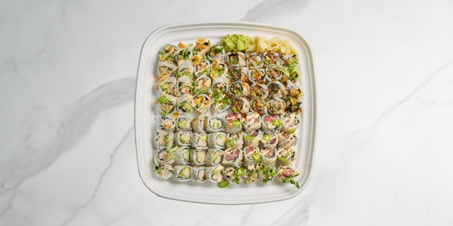 12 Rolls Sushi Tray