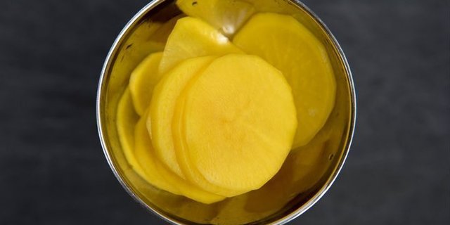 Turmeric Pickled Daikon Platter