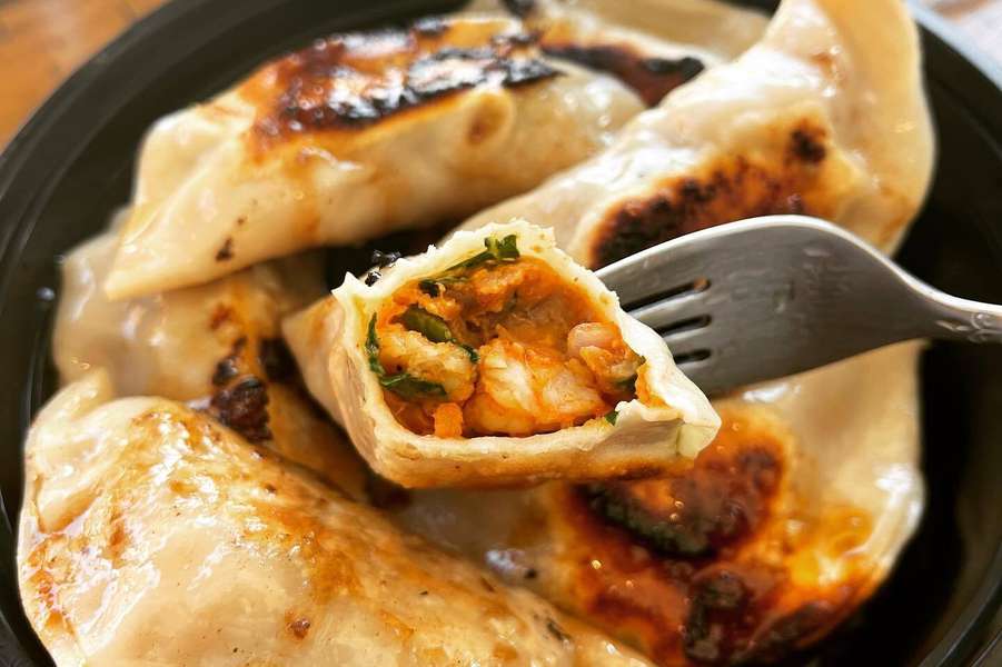 Lees Dumplings and Stuff