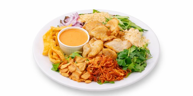 Burmese Chicken Salad