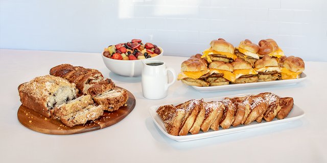 Chompie’s Signature Spread