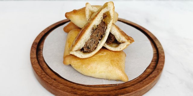 Beef Esfiha