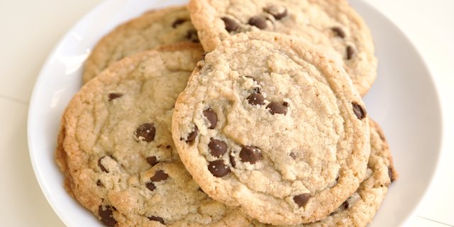 Classic Chocolate Chip Cookie - One Dozen