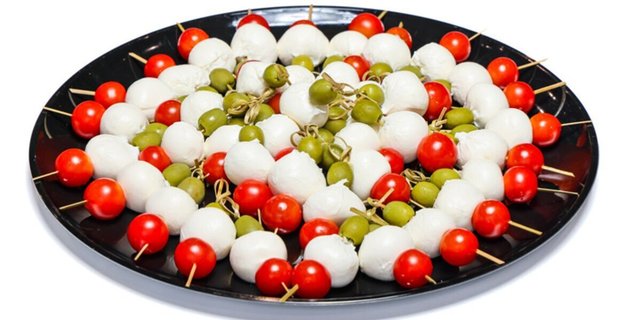 Skewers Caprese Mediterranea