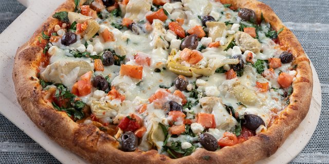 Mediterranean Pizza