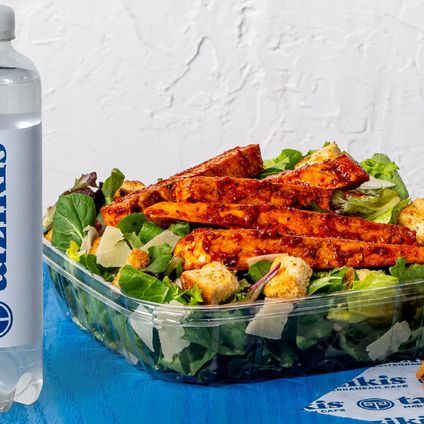 Caesar Salad w/ Spicy Chicken Deluxe Boxed Lunch