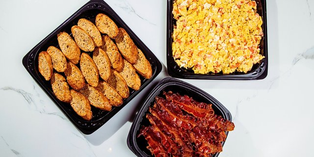 Crema Breakfast Tray
