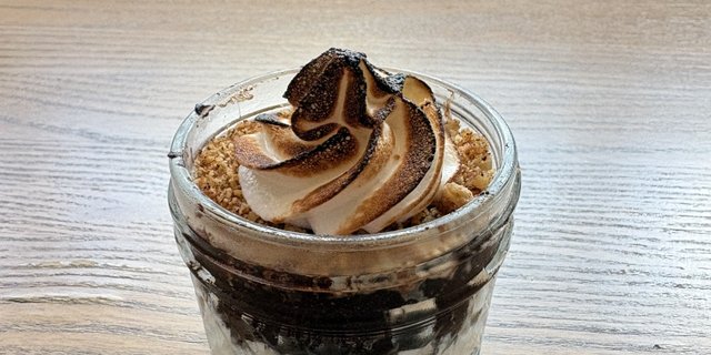 Seasonal Mason Jar Dessert
