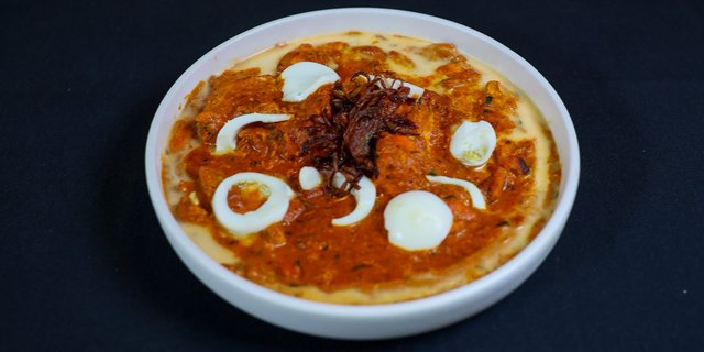 SNS Signature Murg Mussalam Tray