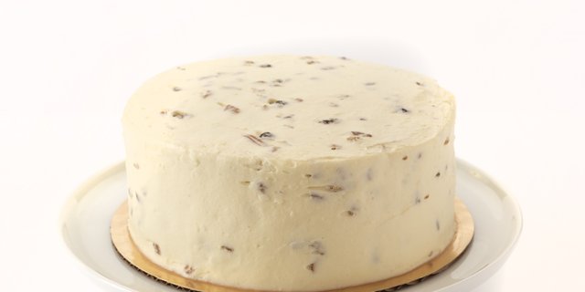 8" Carrot Cake