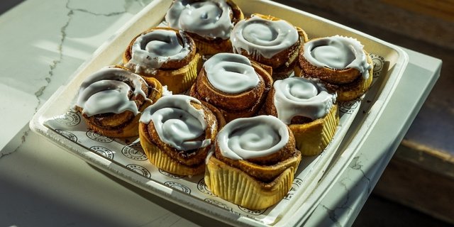 Cinnamon Roll Platter