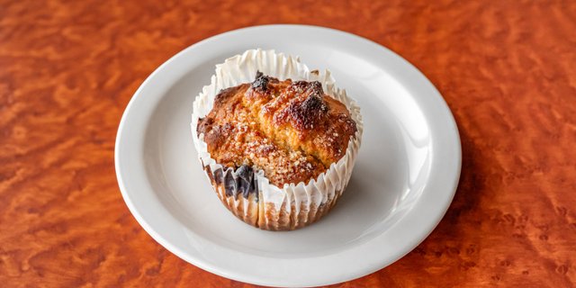 Vegan & Gluten-Friendly Blueberry Muffin