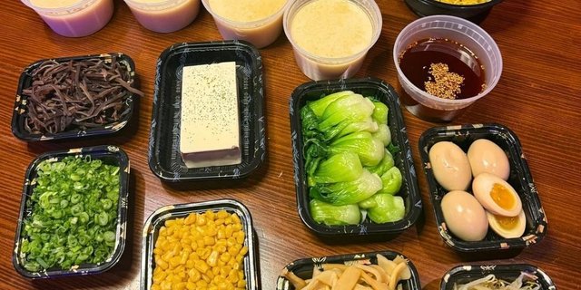 Build-Your-Own Veggie Ramen