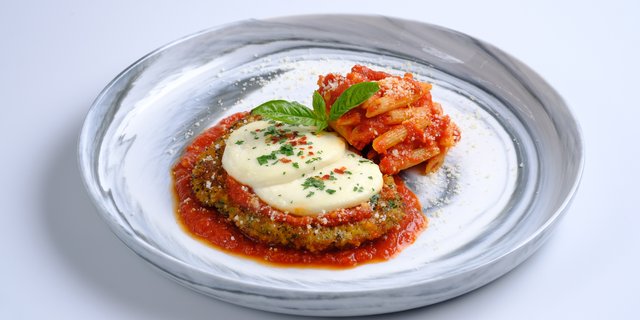 Chicken Parmigiana