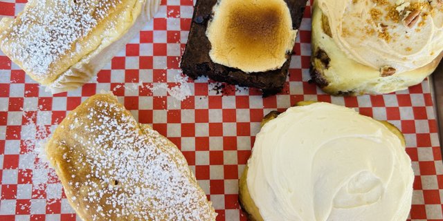 Breakfast Pastry Box