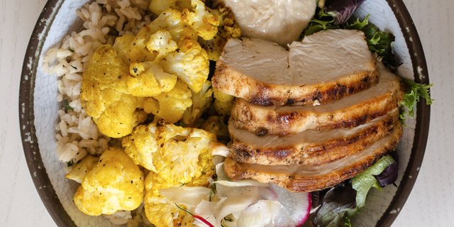 Roasted Chicken Breast & Za'atar Cauliflower Bowl