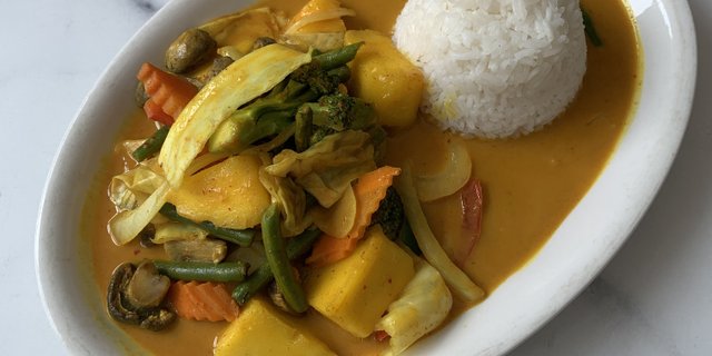 Mango Curry Entree