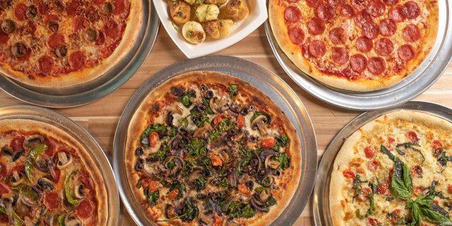 NY-Style Pizza Party For 10 Package