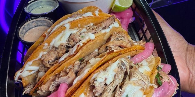 Smoked Chicken Tacos