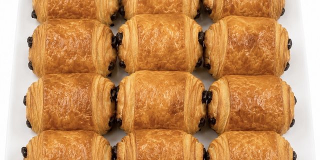 12 Mini Pain au Chocolate