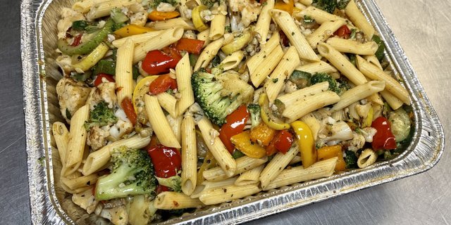 Pasta Primavera Tray