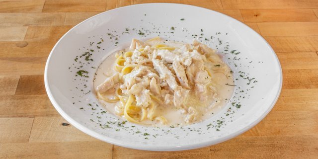 Chicken Alfredo Tray