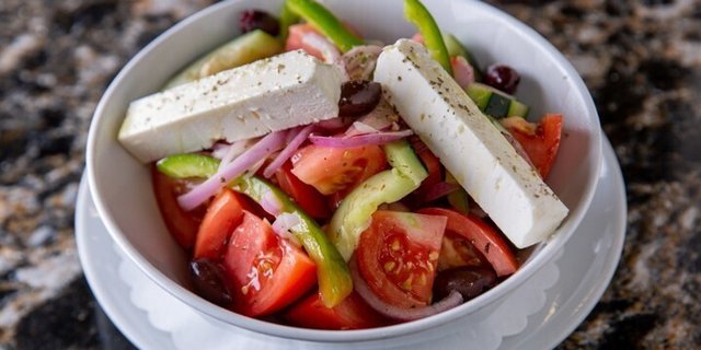 Country-Style Greek Salad