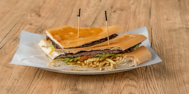 Pan Con Bistec Sandwich