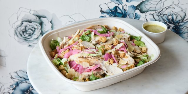 Family Style Salad Bowl