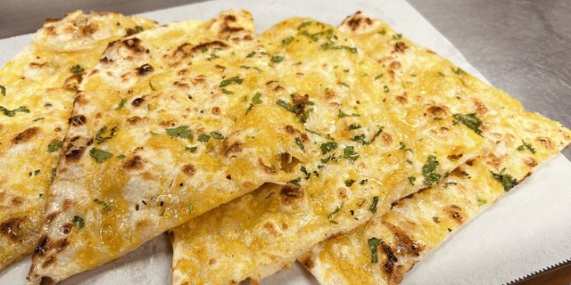 Cheese Naan