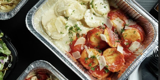 Cheese Ravioli Tray