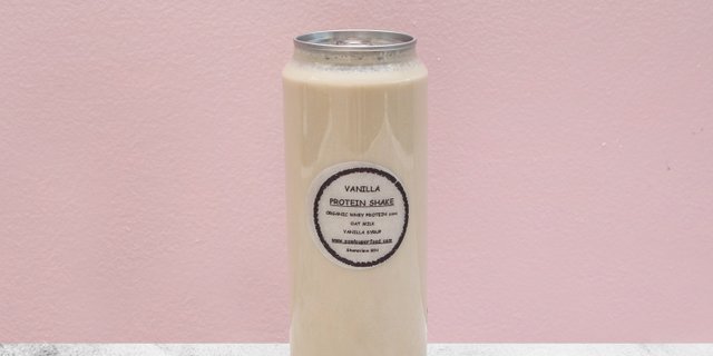 Organic Vanilla Protein Shake