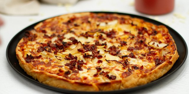 Carolina BBQ Chicken Personal Pizza