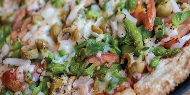 Veggie Max Traditional Large Pizza