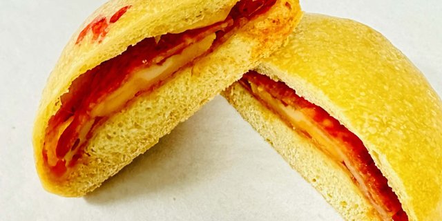 Pepperoni Pizza Kolache