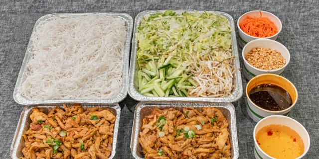 Noodle Salad Bar