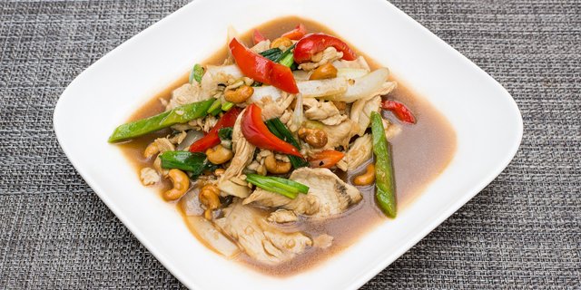 Thai Cashew Nut Entree
