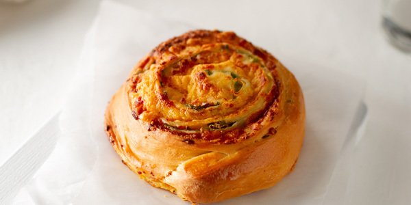 Garlic Cheddar Roll Piroshky