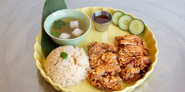 Crispy Chicken Rice