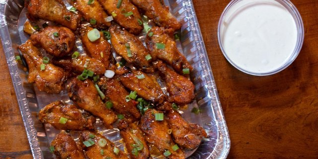 Juan's Wings