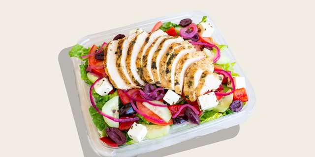 Greek Salad w/ Chicken