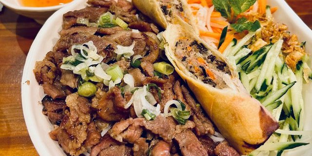 10-Grilled Pork Vermicelli Bowl