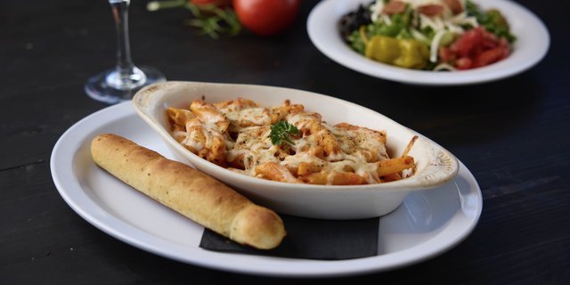 Baked Ziti Pasta Tray