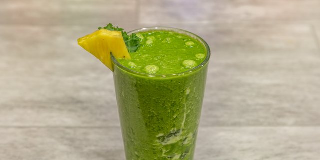 Kale Pineapple Juice