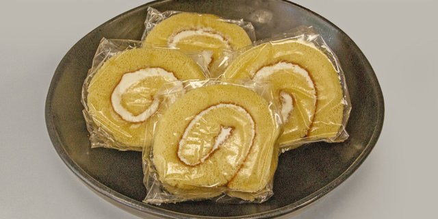 White Swiss Roll Cake