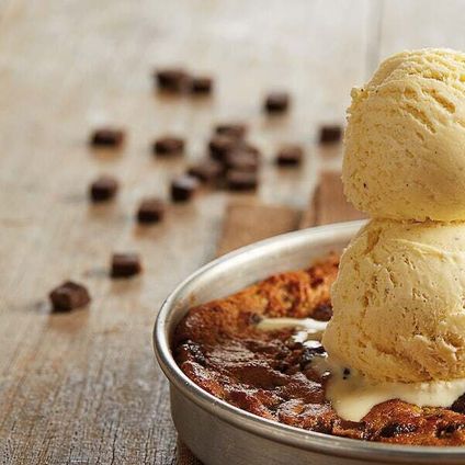 Individually Packaged Chocolate Chunk Pizookie®